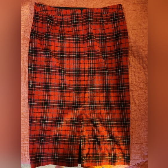 Boden Red Plaid Pencil Skirt - Picture 2 of 4